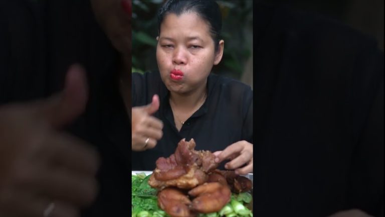 Pork leg recipe #shorts #food #smokegrill #mukbang #grilltime #eating #eatingshow #streetfood #eat