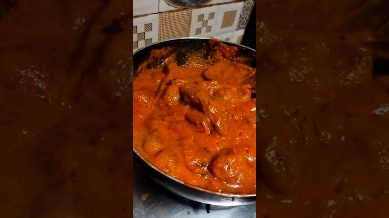 Special Chicken Gravy Recipe 😋 | The Indian Foodie | #food #recipe #shorts #chicken #shortsfeed