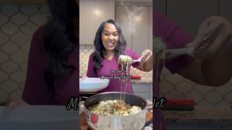 One Pot Mexican Beef Skillet #beefskillet #onepotmeal #beefrecipe #cookingtutorial #groundbeef