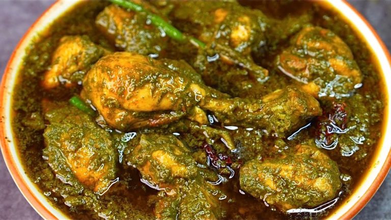 Authentic Dhaba Style Palak Chicken Gravy Recipe | Saag Wala Chicken Recipe