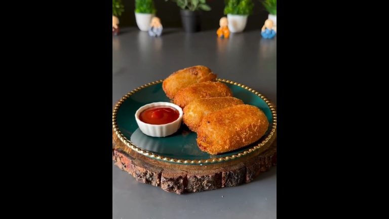 How to make paneer bread roll😋#snacks#recipe#bread#paneer#breadrolls#trending#cookingchannel#shorts