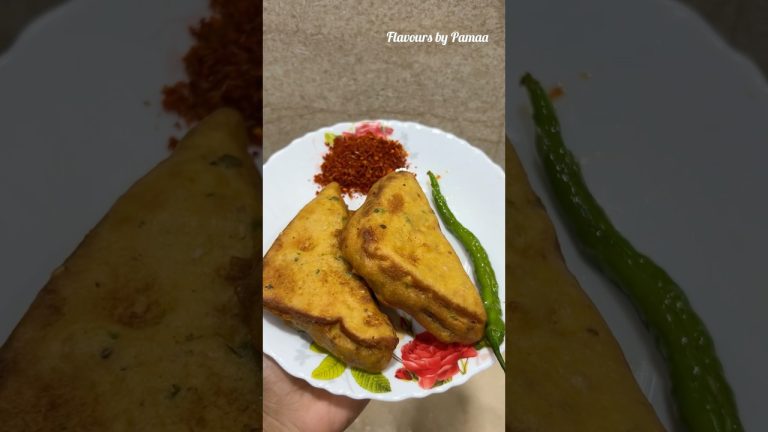 Street Food Vibes 😍 | Bread Pakoda Recipe at Home #shorts #breadpakoda