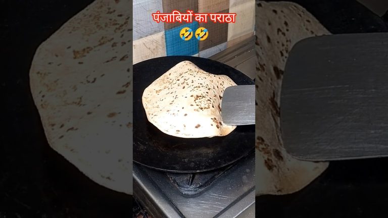 fulffy roti v/s पंजाबियों का पराठा 🤣#short #food #funny #saritatoprasoi