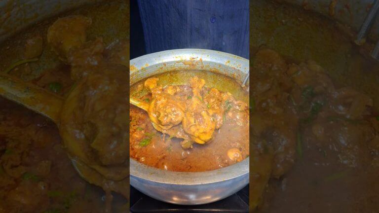 Tasty Gravy Chicken Recipe #shorts #chicken #curry #asmr #food #cooking #videos