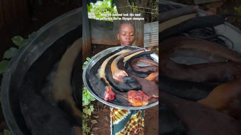 Huge oxtail recipe for my husband #oxtailrecipe #villagelife #cooking #oxtail