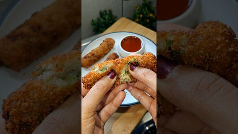 Crispy Potato Roll Recipe 🤤 So Easy, So Crunchy!😍#shorts #potato #snacks #viralvideo #shortsfeed