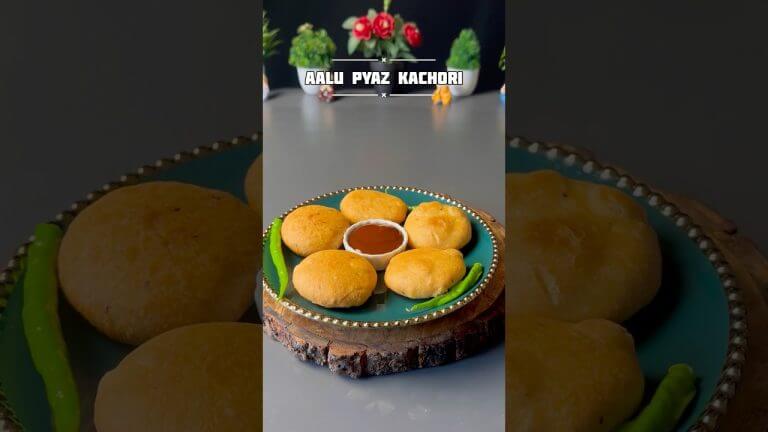 Aalu Pyaaz kachori recipe #shorts #food #cooking #potato