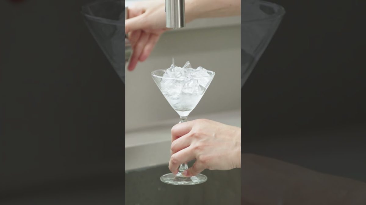 Our Hack to Quickly Chill Your Cocktail Glass