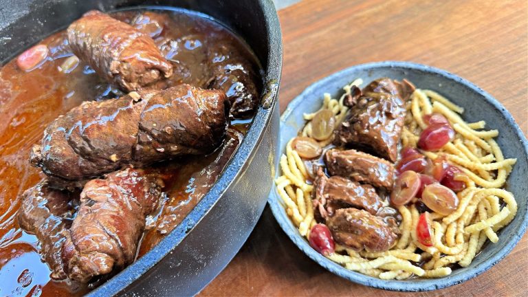 Rouladen aus dem Dutch Oven – Winzerrouladen
