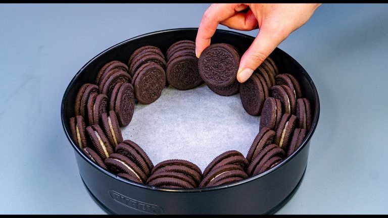 The no-bake Oreo dessert that has taken the internet by storm!