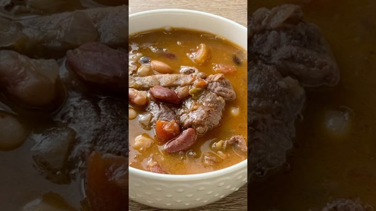 BEAN SOUP WITH BEEF SHORT RIBS: EASY AND DELICIOUS