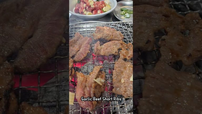 Korean BBQ Garlic Beef Ribs 😋🇰🇷