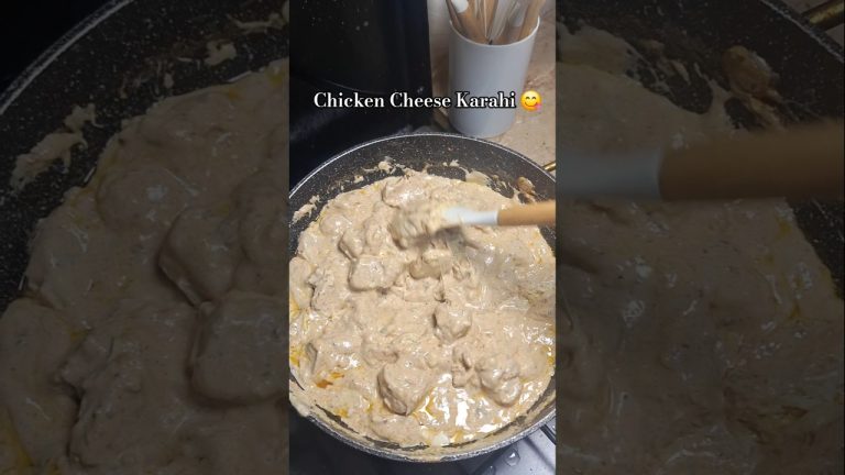 Chicken Cheese Karahi Recipe #shorts #chickenkarahi #pakistanifood #viralvideo