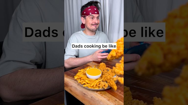 How to taste DAD'S FRIED CHICKEN properly?😅❤️🍗| CHEFKOUDY