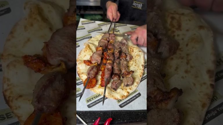 Gaziantep'te @seyyahkebap Tandır TIRNAK PİDE ÜSTÜ SOSLU KUZU ŞİŞ KEBAP HİKAYESİ 💯👌 #reklam