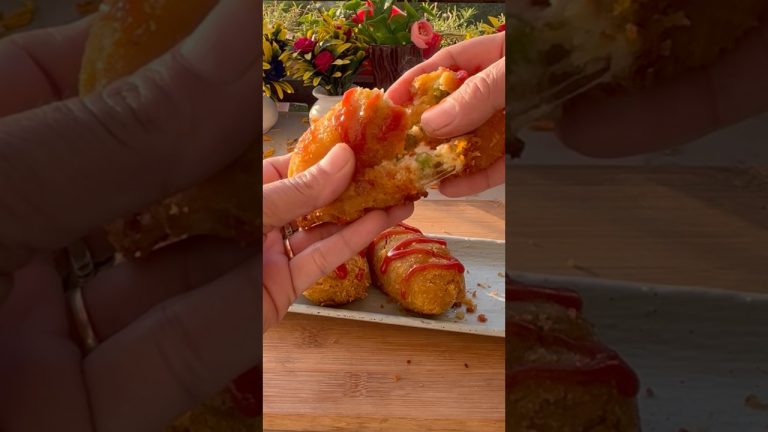 best bread roll with aloo matar stuffing #breadrolls #shorts #breadrecipe #snacks