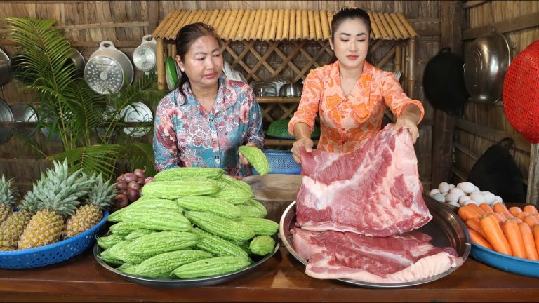 Mother and daughter cooking : Bitter gourd and pork cooking – Village food cooking