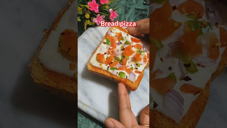 Trending Recipe of Crispy Cheesy Bread Pizza Recipe #shorts