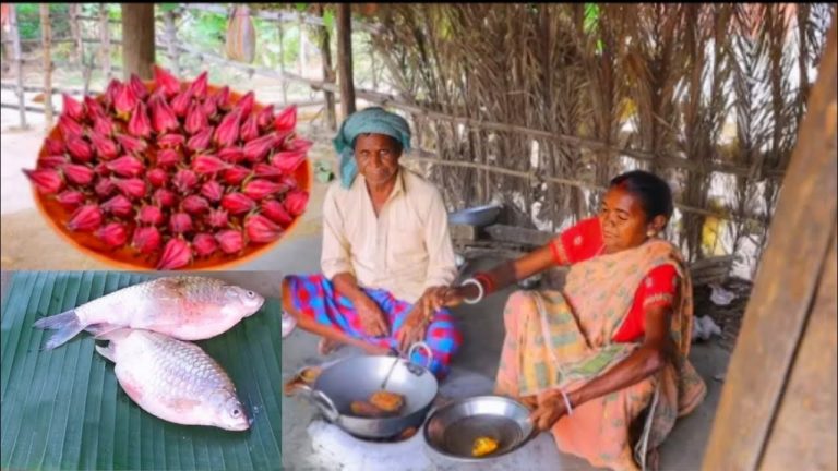 JAPANI PUTI FISH CURRY and tok fruit recipe ||Cooking & Eating by santali tribe couple #fishcurry