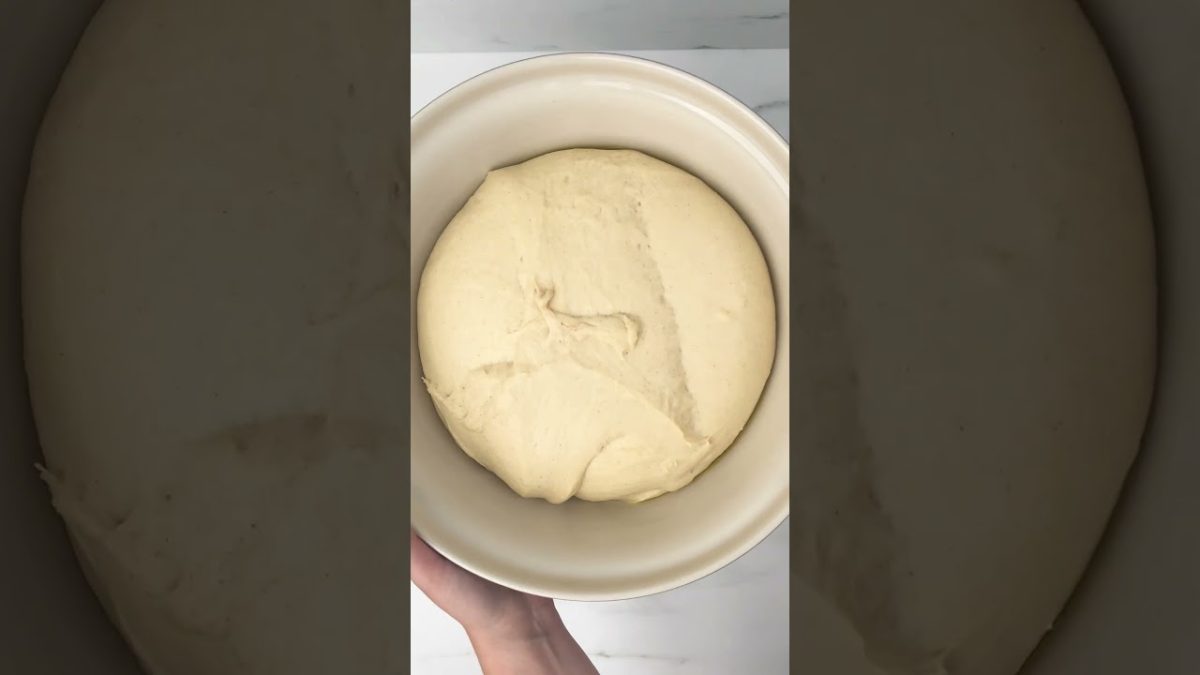 Easy Cinnamon Rolls | Bakery-Style Cinnamon Roll Recipe