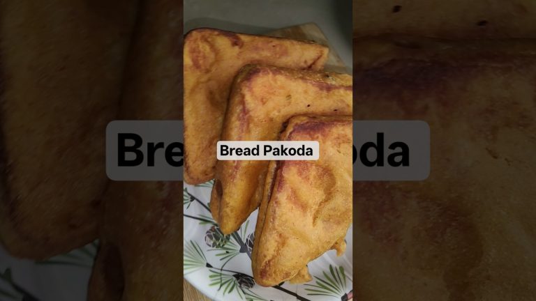 Bread Pakoda Banane Ka Tarika | Crispy Bread Pakora Recipe #homemadecooking #viral #trending #song