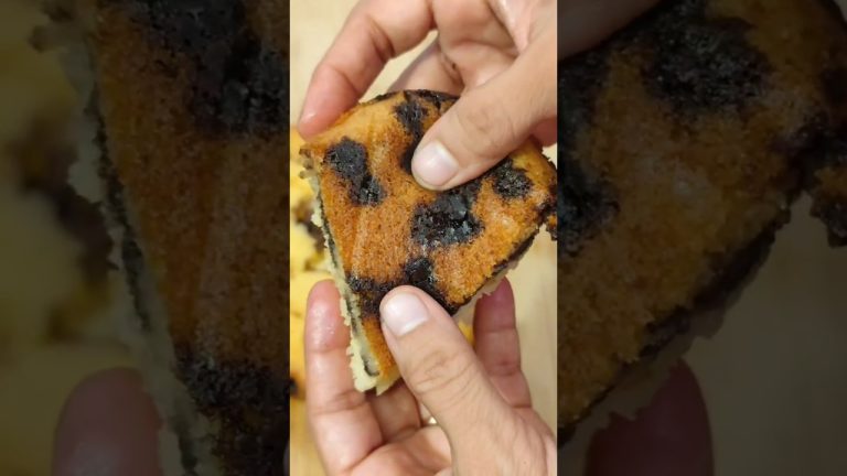 Yummy Super Soft Choco Chips Butter Cake#recipes