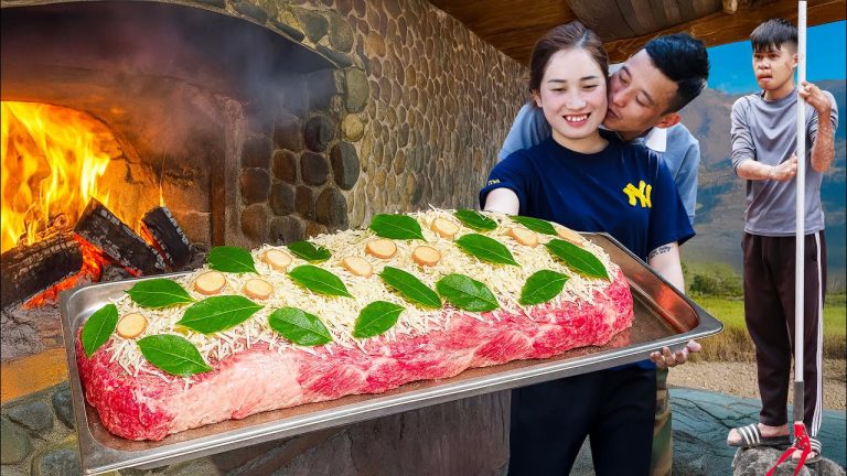 CEO Becomes Chef: Frying a Giant Whole Pork Slab Crispy With Forest Roots & Leaves