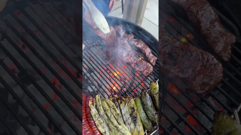 Little bit of everything 👀 #comidamexicana #mexicanfood #carneasada #bbq #grilling