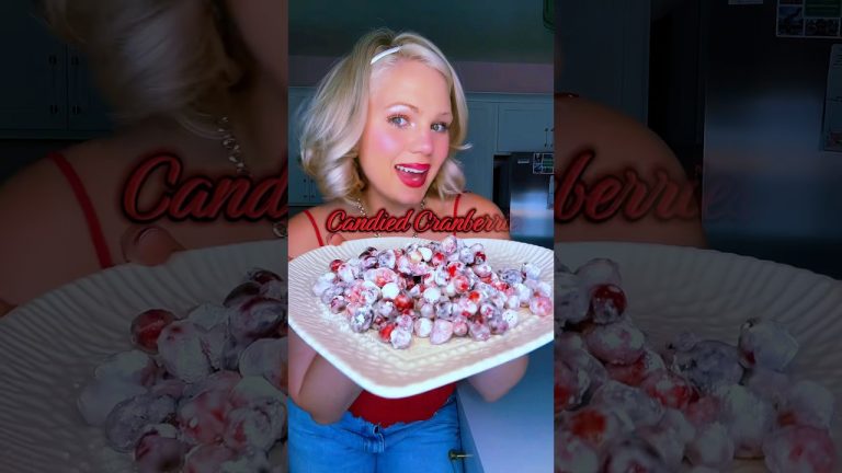 I didn’t expect to like these so much🤯#candiedcranberries #recipes #christmas #food