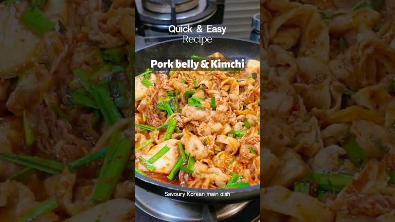 Savoury Pork Belly & Kimchi Stir-Fry 🌶️ Quick & Irresistible Korean Recipe!