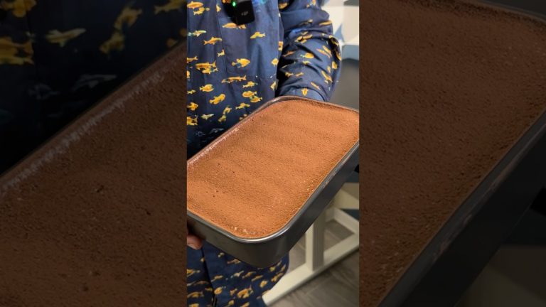 Тирамису низкокалорийный десерт — всего 142 ккал на 100 г. #рецепт #десерт #тирамису #пп