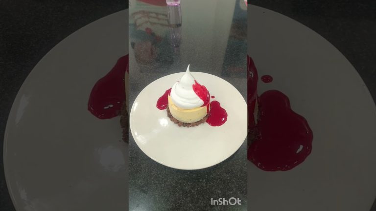 🎂 Easy Christmas Cake Recipe | Moist, Rich & Perfect for the Holidays 🎄#Christmascake #shorts #viral