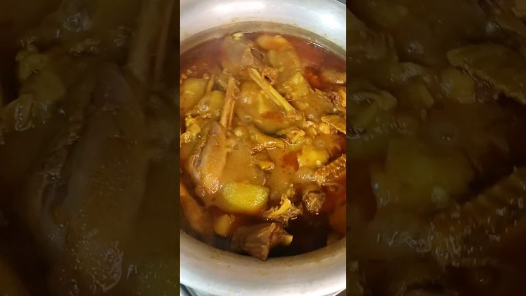 লাউ দিয়ে দেশি মুরগী রান্না 🍗🤤 #shorts