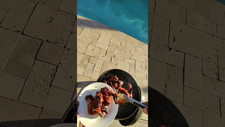 This Sriracha Honey Chicken Hits Different #shorts #chicken #foodie