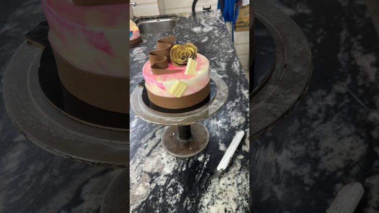 The Ultimate Frosting Reveal#CakeDesign #BakingLove #DessertGoals #CakeDecorating #SweetTooth