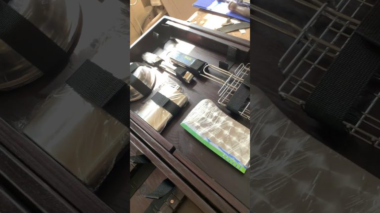 Комплектуємо Набір шампурів ХАМЕЛЕОН BS15 Gorillas BBQ в дерев'яній коробці🔥