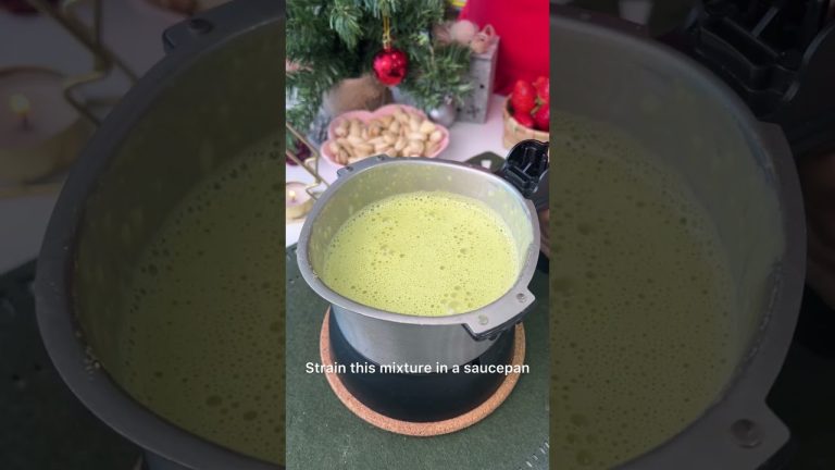 Pistachio Hot Chocolate