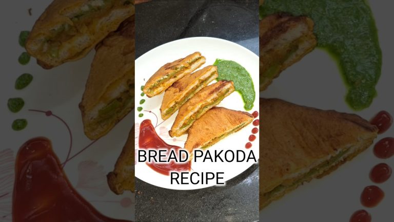 BREAD PAKODA RECIPE #shorts #breadpakoda #breadpakora #viral #shortvideo #breadpakodarecipe #recipe