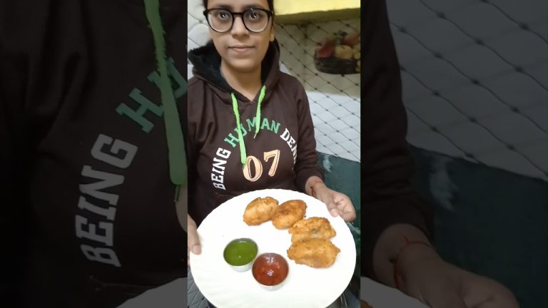 सुबह नाश्ते में “bread Roll “कौन बनाता है😄😄#shorts#minivlog#recipe #ytshorts#ytshorts#durgeshkitchen