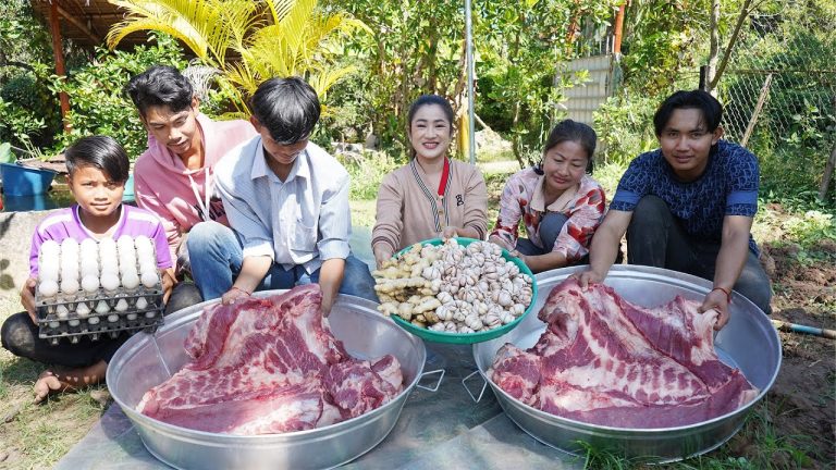 Countryside Life TV: 40 kg Pork cooking with village style | Stir-fry pork with baked beans