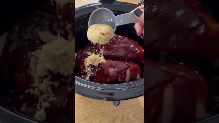 EASY 4 INGREDIENT BBQ CHICKEN – #slowcooker #crockpotrecipe #easyrecipe #sundaymeal #momhacks