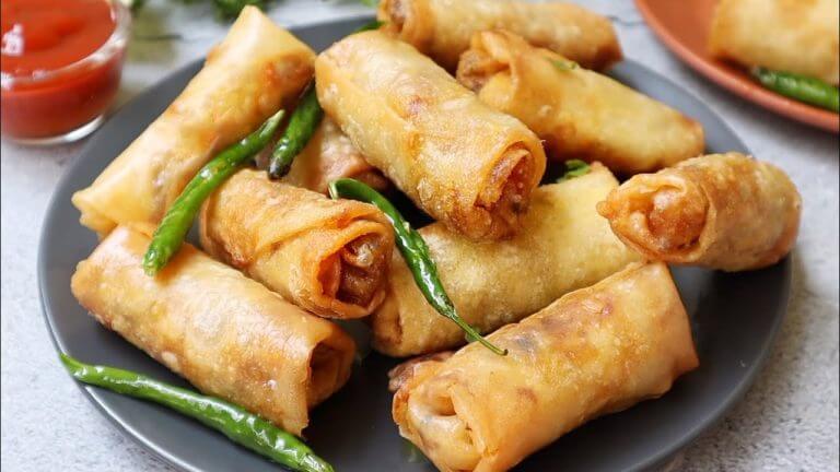 ఎన్ని తిన్న బోర్ కొట్టకుండా అప్పటికప్పుడు చేసుకునే ఈజీ స్నాక్😋 Spring Rolls | Street Style Veg Rolls