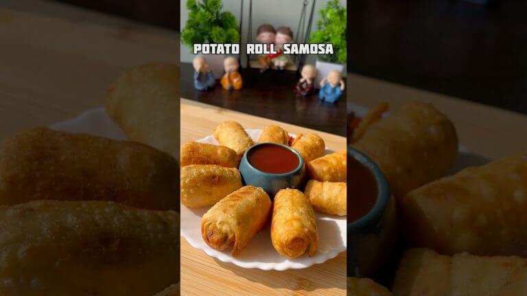 Trending recipe of crispy samosa roll #shorts #samosa #recipe #potato #crispy #trending #shortsfeed