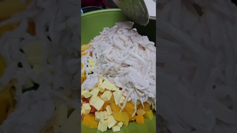 Creamy Fruit Salad #fruitsalad #christmas #merrychristmas #dessert #shorts