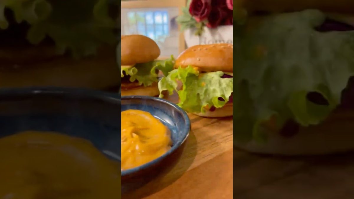 How to Make Crispy Juicy Chicken Burger at Home Easy |#chicken burger #recipe #viral