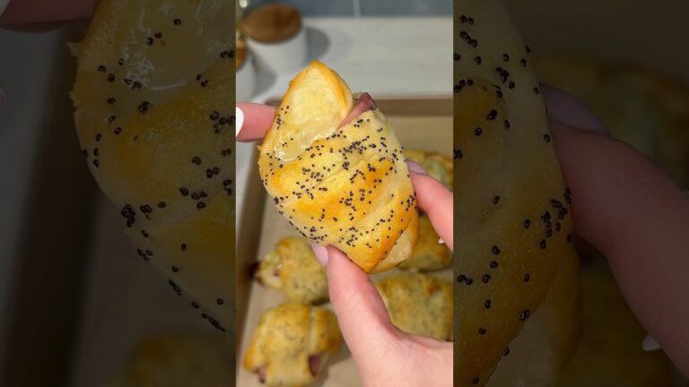easy ham and swiss crescent rolls recipe 🥐 #shorts #recipe #easyrecipe #cheese #snacks #cooking