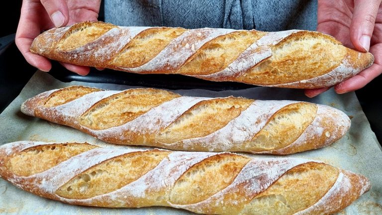 I don't buy bread anymore! The new easy classic baguettes recipe