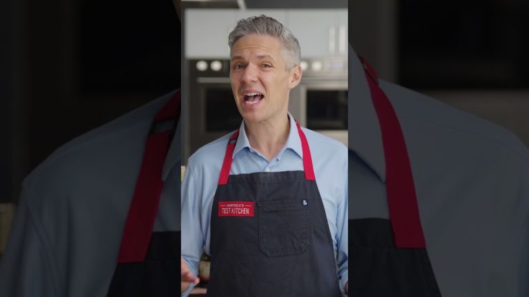 How Pomegranate Juice Makes Cocktails Taste Better