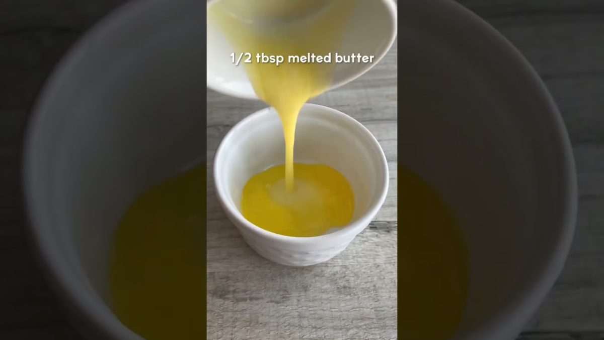 Amazing cinnamon roll mug cake! Tutorial