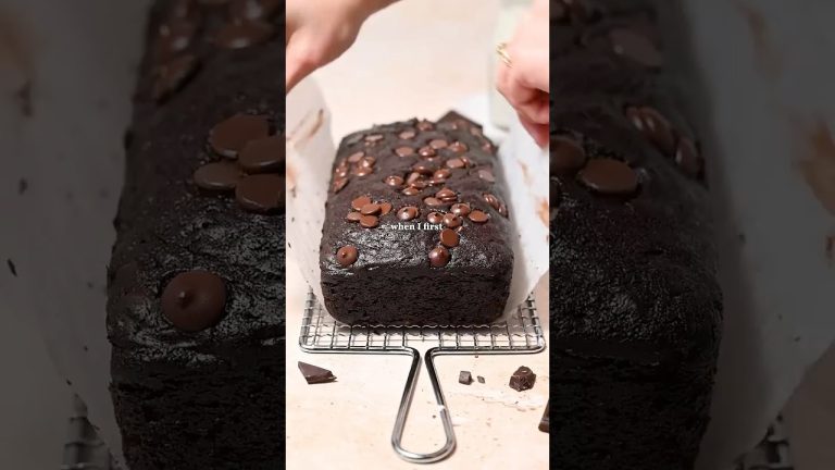 when your chocolate cravings hit make this 🍫 vegan double chocolate zucchini bread